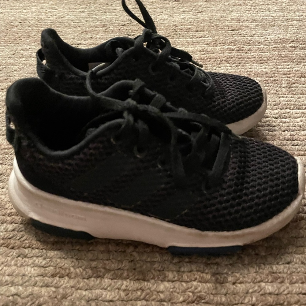 Adidas kids sneaker 10.5K